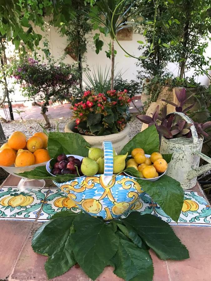 לינה וארוחת בוקר טאורמינה La Capanna Di Giuseppe E Maria מראה חיצוני תמונה
